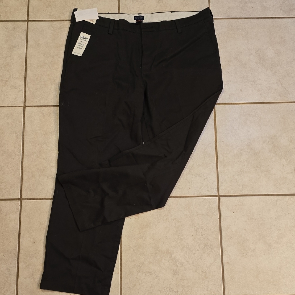 Dockers Men's Charcoal Dress Pants